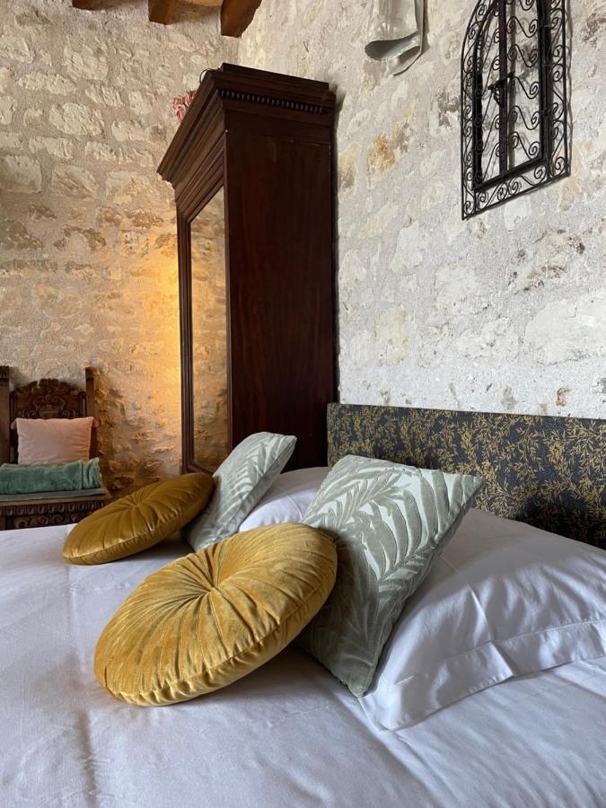 Le Relais, La Dormance, Le Bois Dormant Hotel Châteauvieux Eksteriør billede