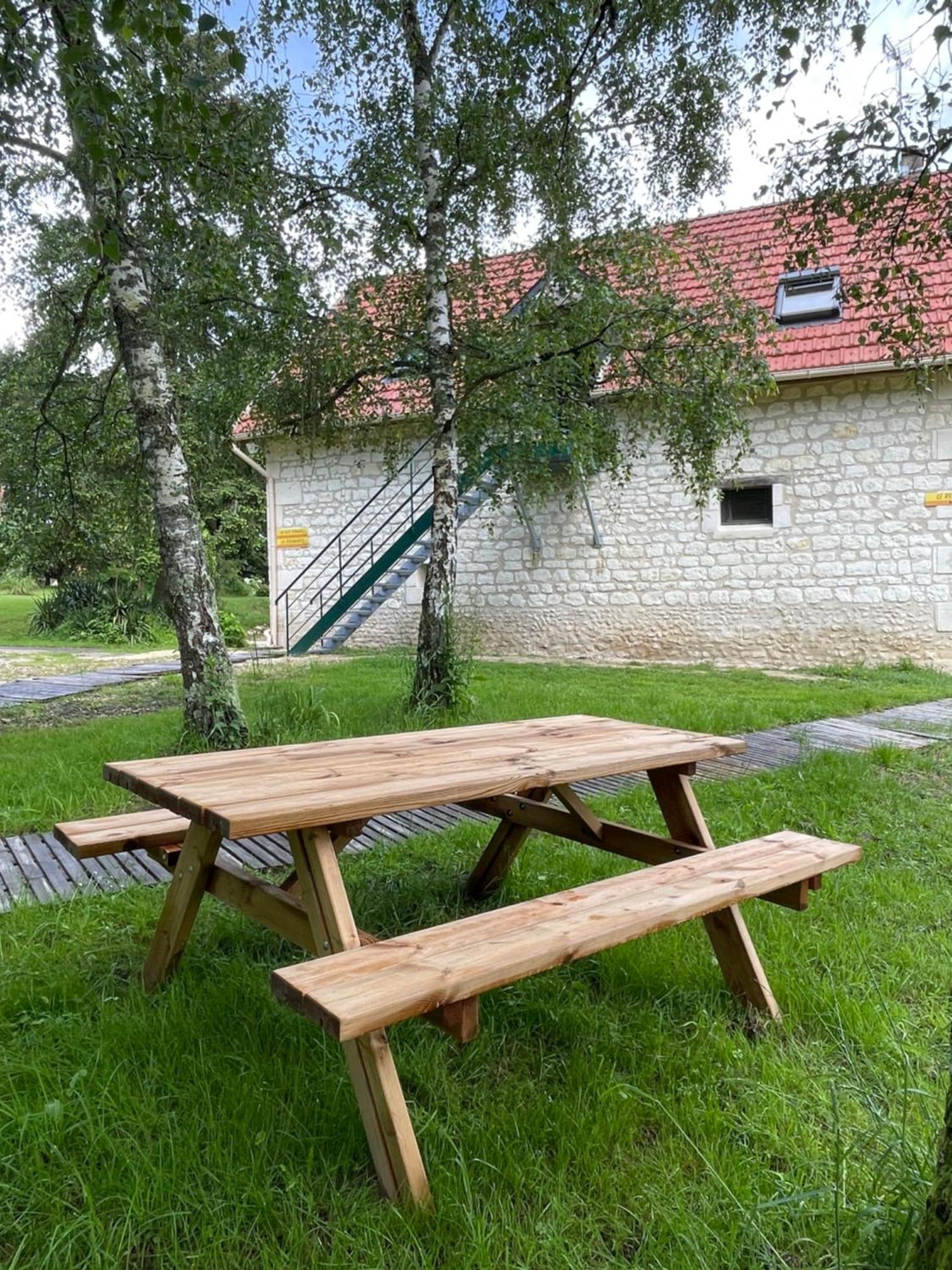 Le Relais, La Dormance, Le Bois Dormant Hotel Châteauvieux Eksteriør billede