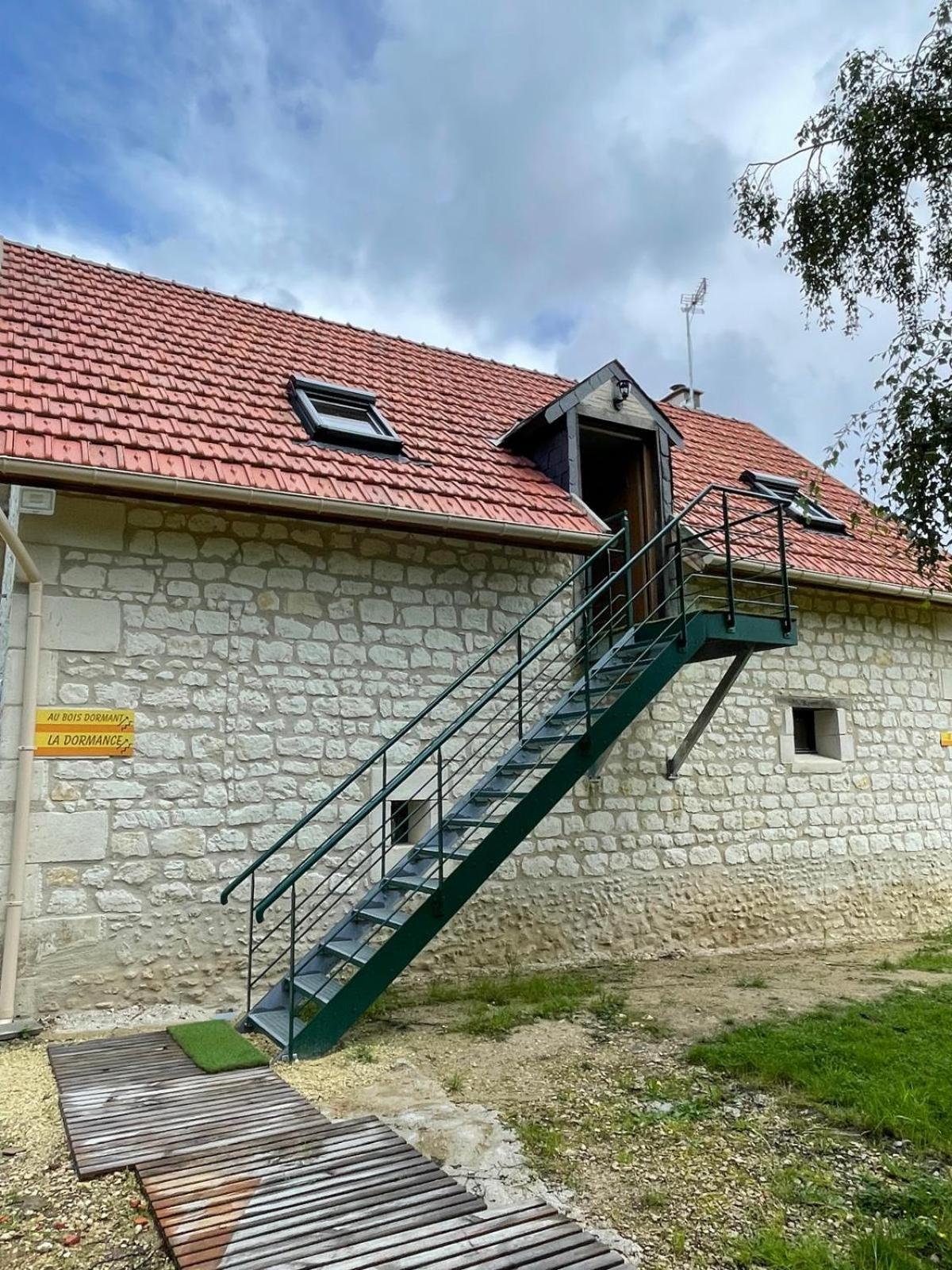 Le Relais, La Dormance, Le Bois Dormant Hotel Châteauvieux Eksteriør billede