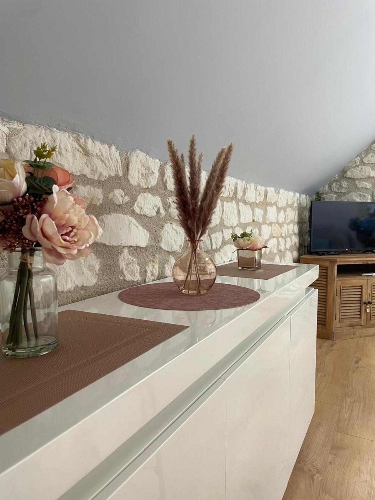 Le Relais, La Dormance, Le Bois Dormant Hotel Châteauvieux Eksteriør billede