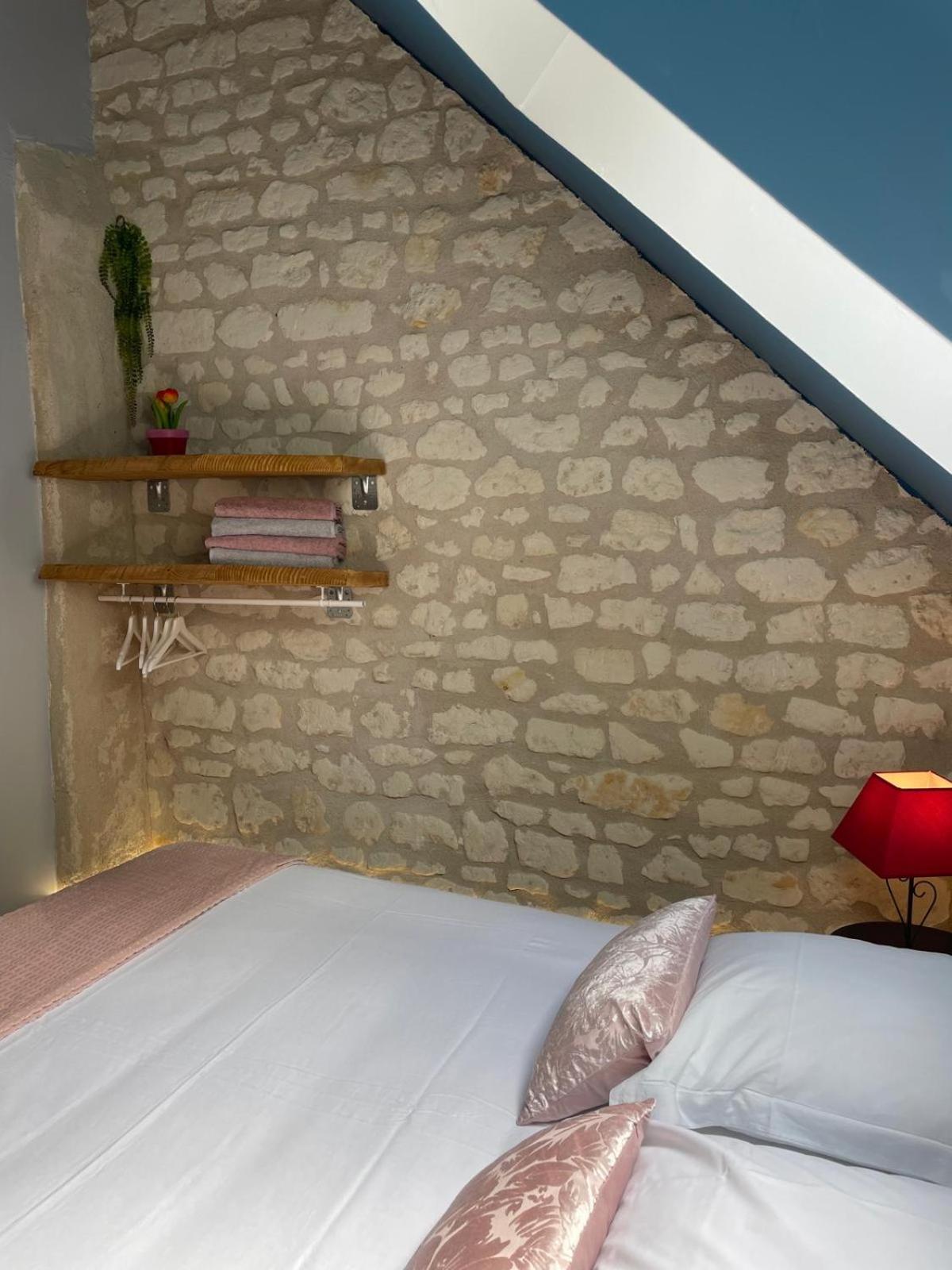 Le Relais, La Dormance, Le Bois Dormant Hotel Châteauvieux Eksteriør billede